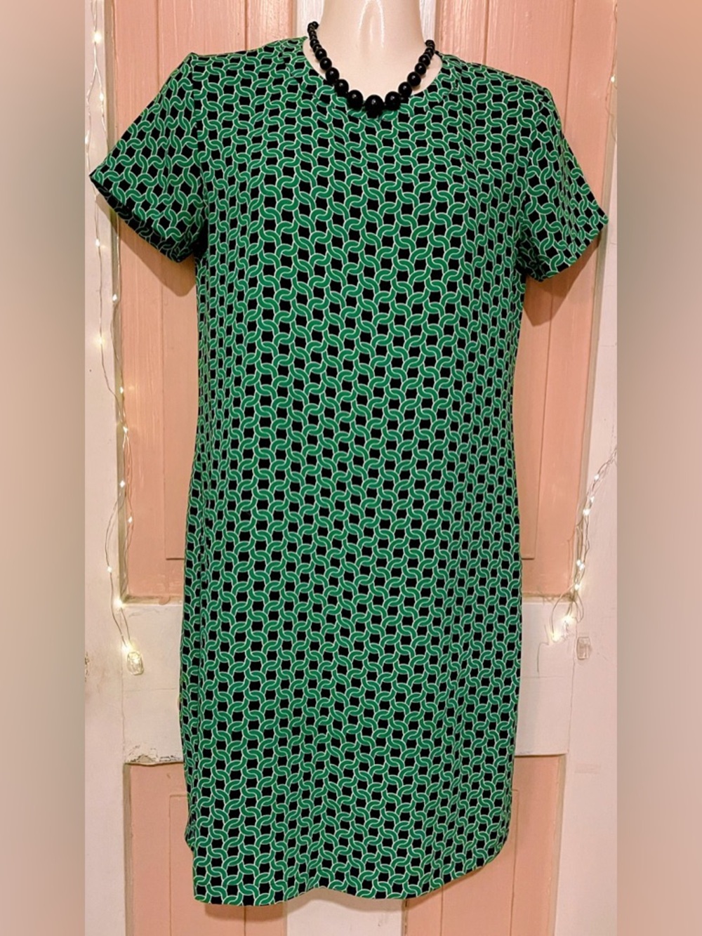 Adrienne Vivittani Green Patterned Short Sleeve Shift Dress
